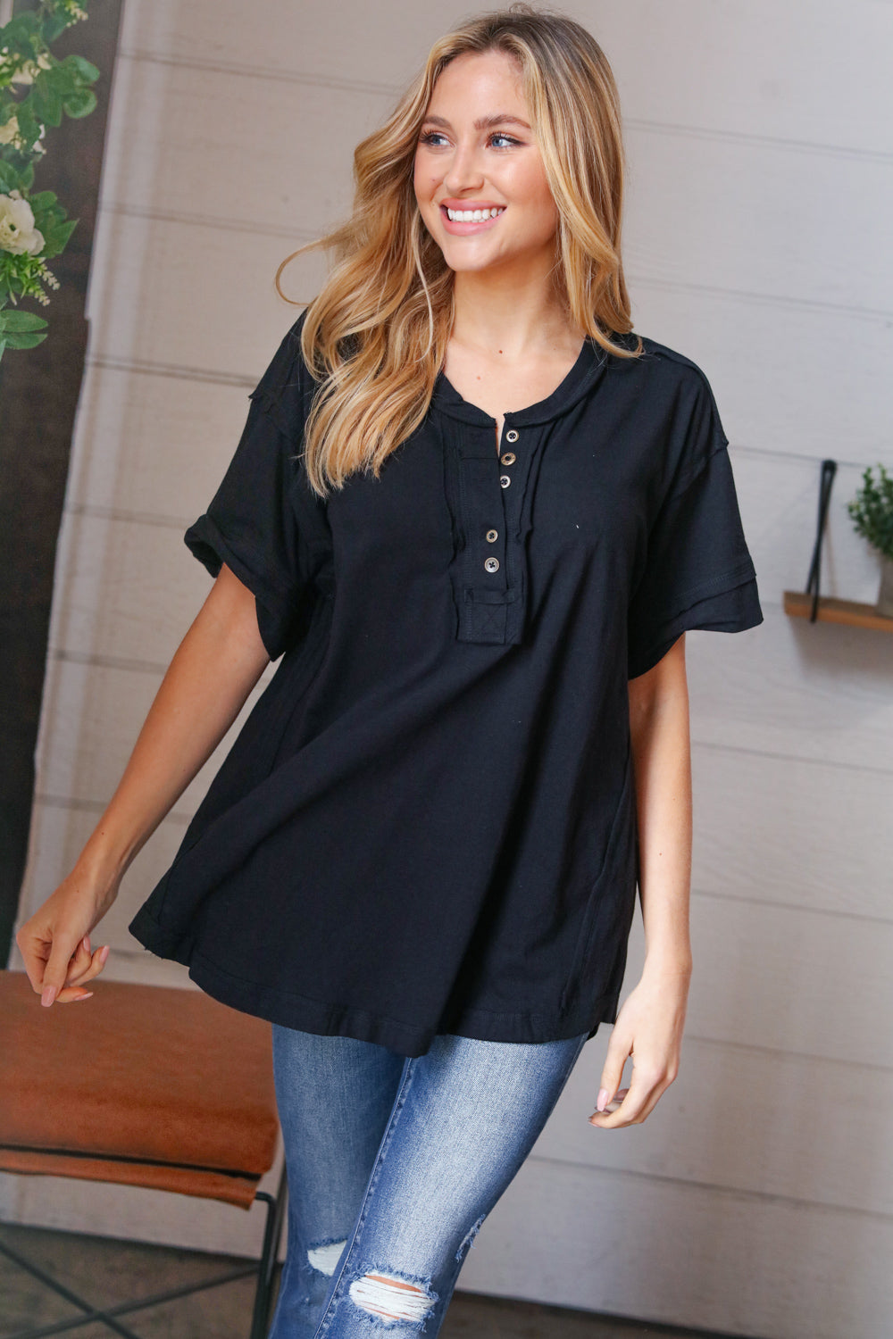 Cotton Button Placard Outseam Short Sleeve Top