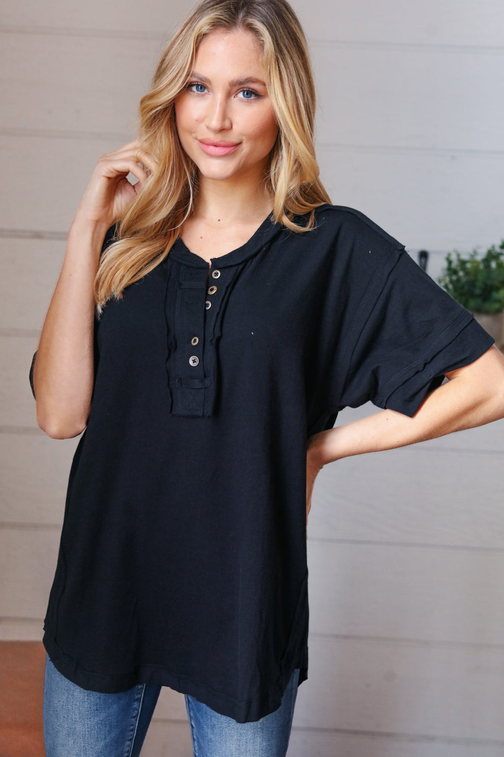 Cotton Button Placard Outseam Short Sleeve Top