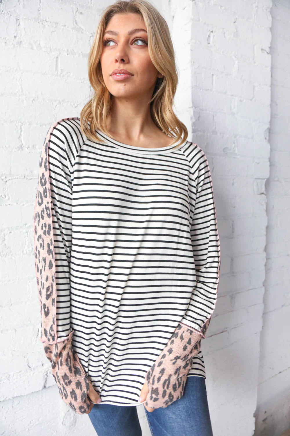 Leopard & Stripe Outseam Thumbhole Raglan Top