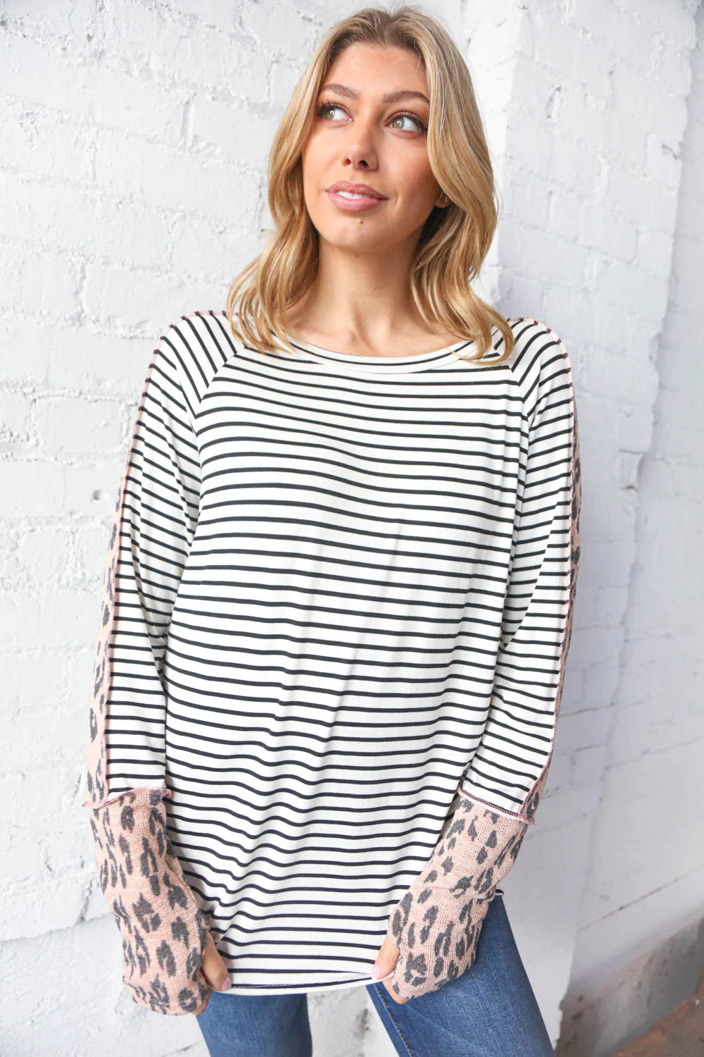 Leopard & Stripe Outseam Thumbhole Raglan Top